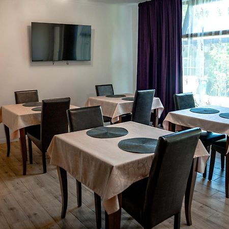 Boutique Marlen Bed & Breakfast Ghimbav Екстериор снимка