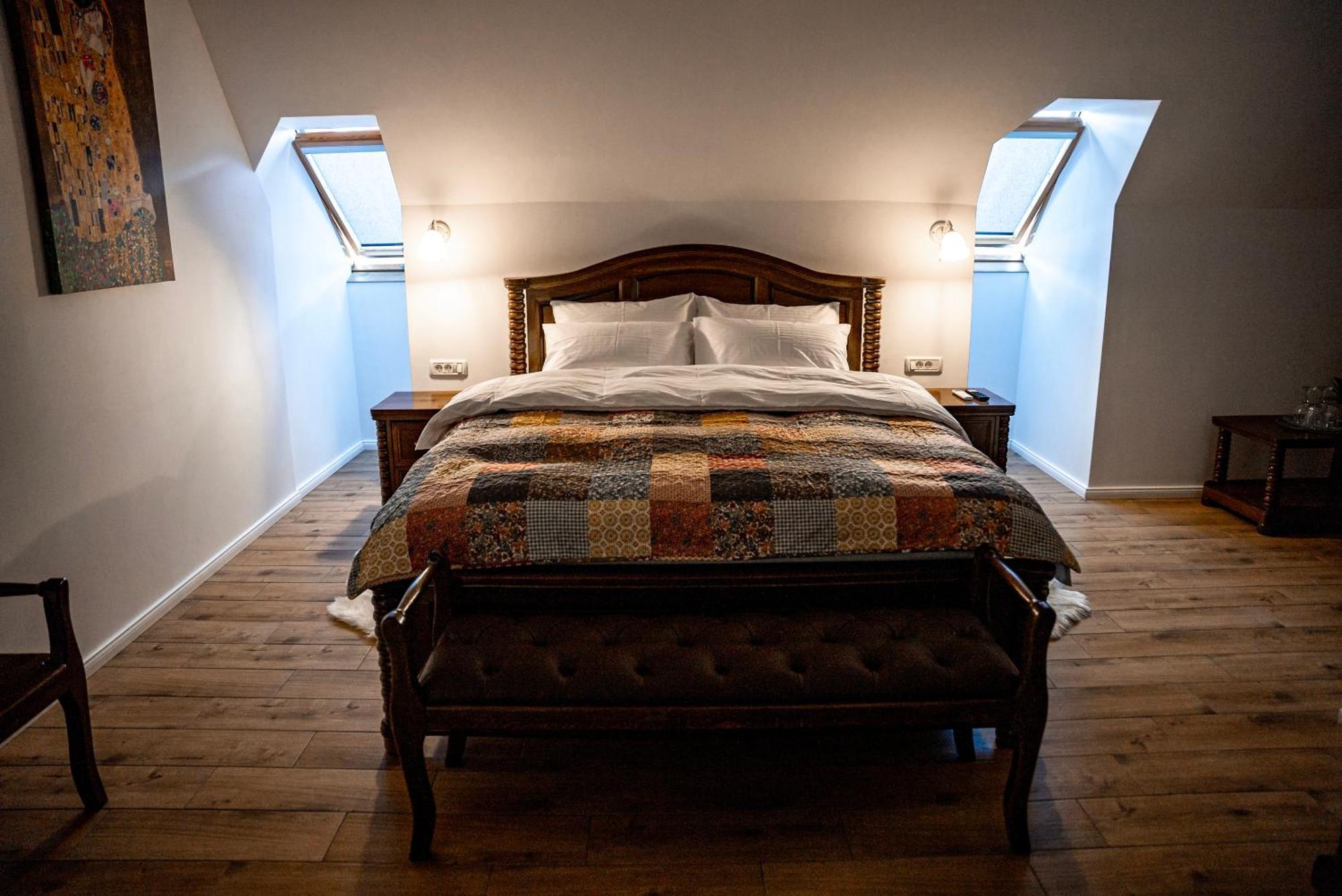 Boutique Marlen Bed & Breakfast Ghimbav Екстериор снимка