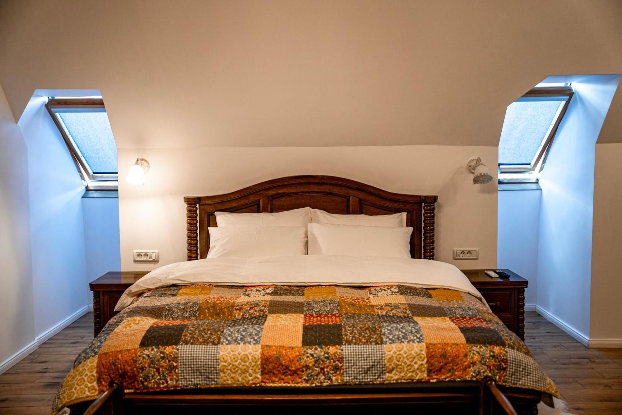 Boutique Marlen Bed & Breakfast Ghimbav Екстериор снимка