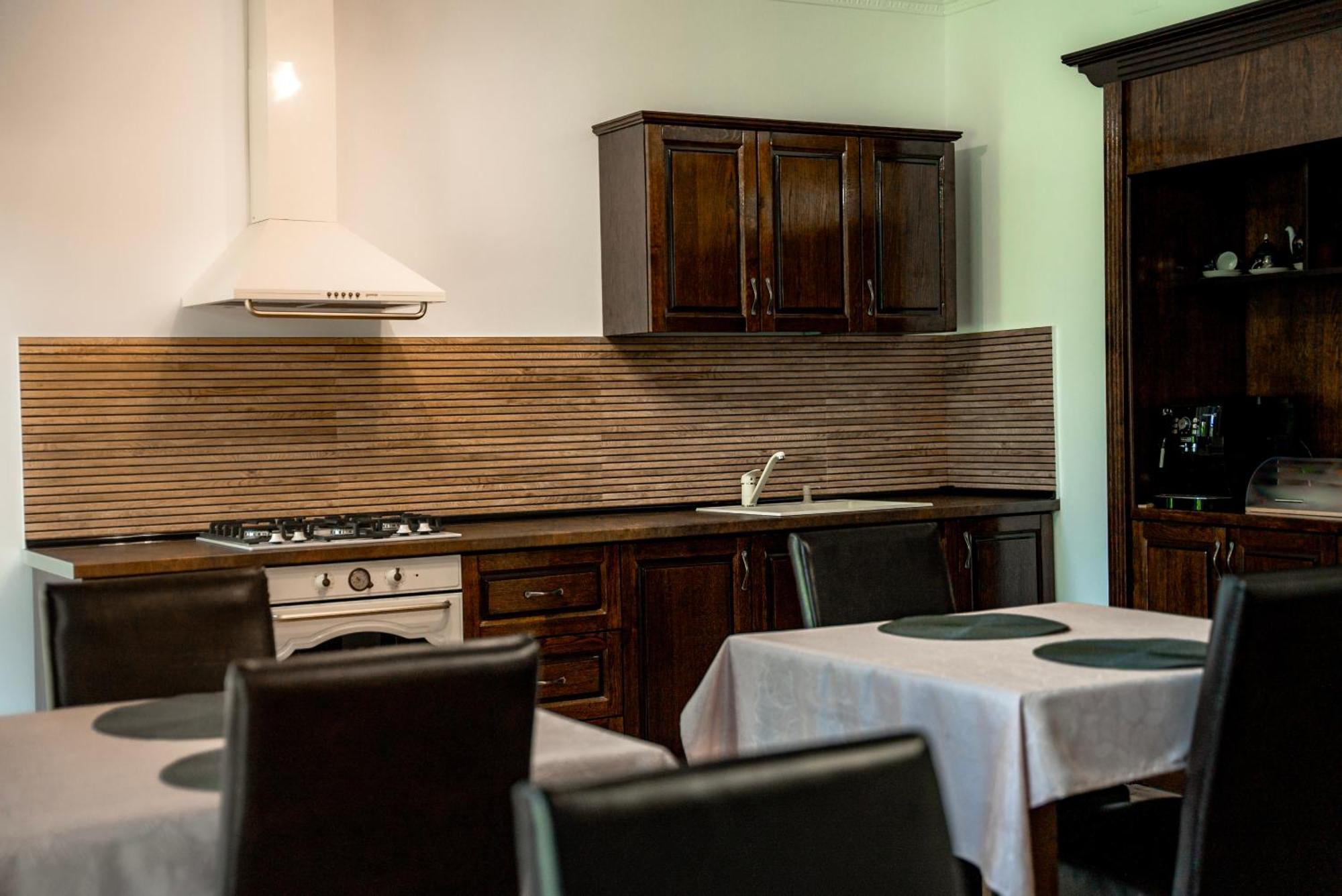 Boutique Marlen Bed & Breakfast Ghimbav Екстериор снимка
