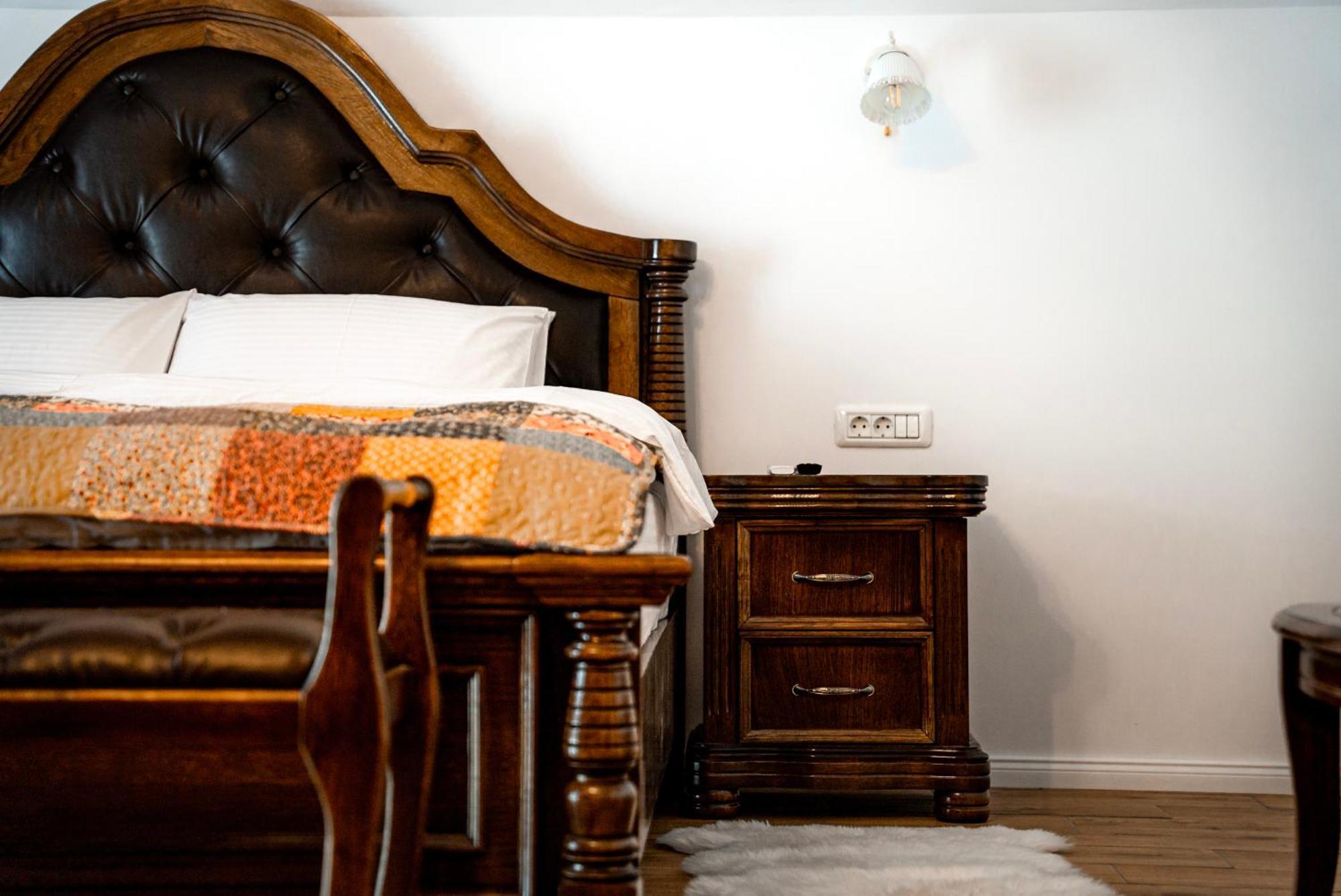 Boutique Marlen Bed & Breakfast Ghimbav Екстериор снимка
