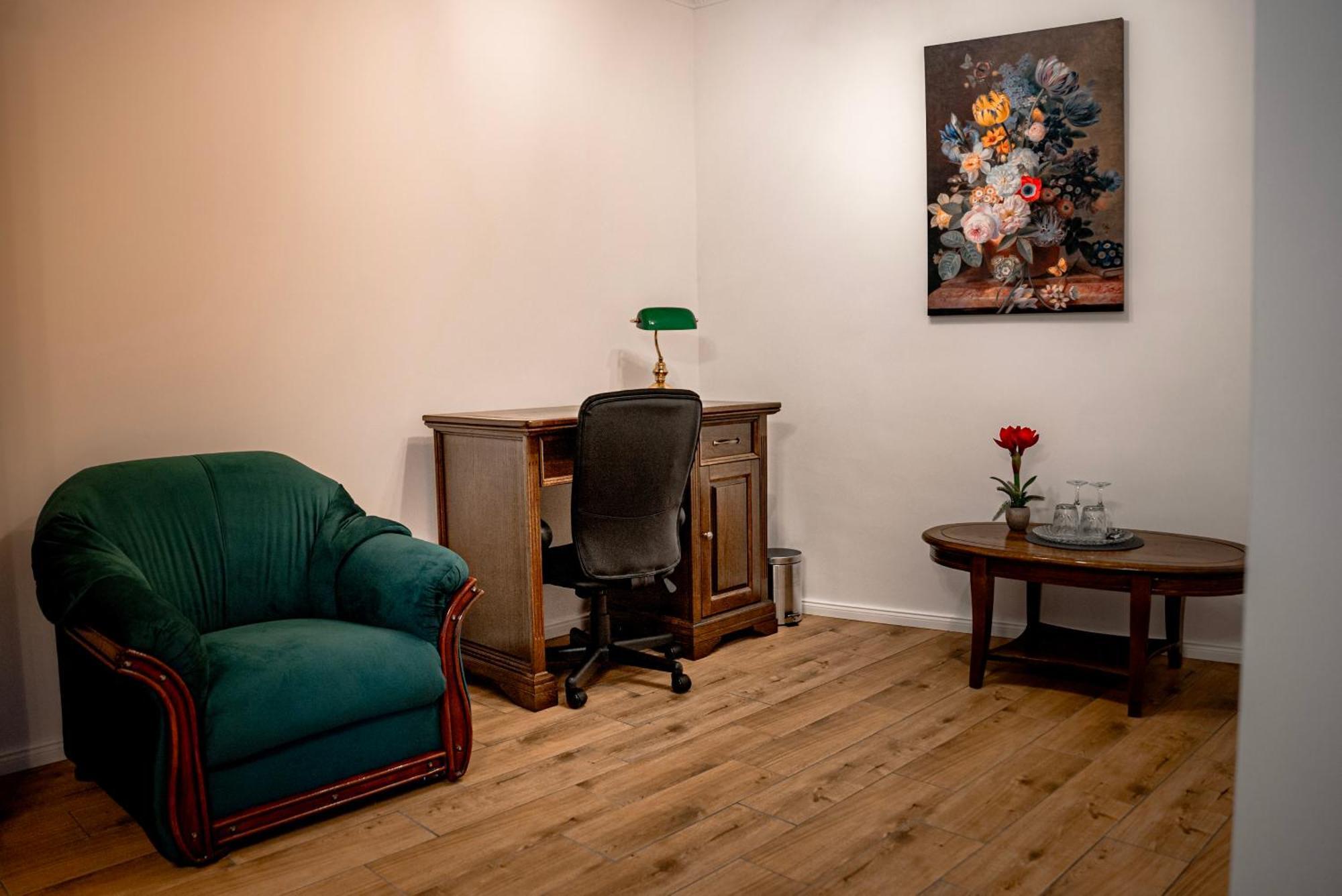 Boutique Marlen Bed & Breakfast Ghimbav Екстериор снимка