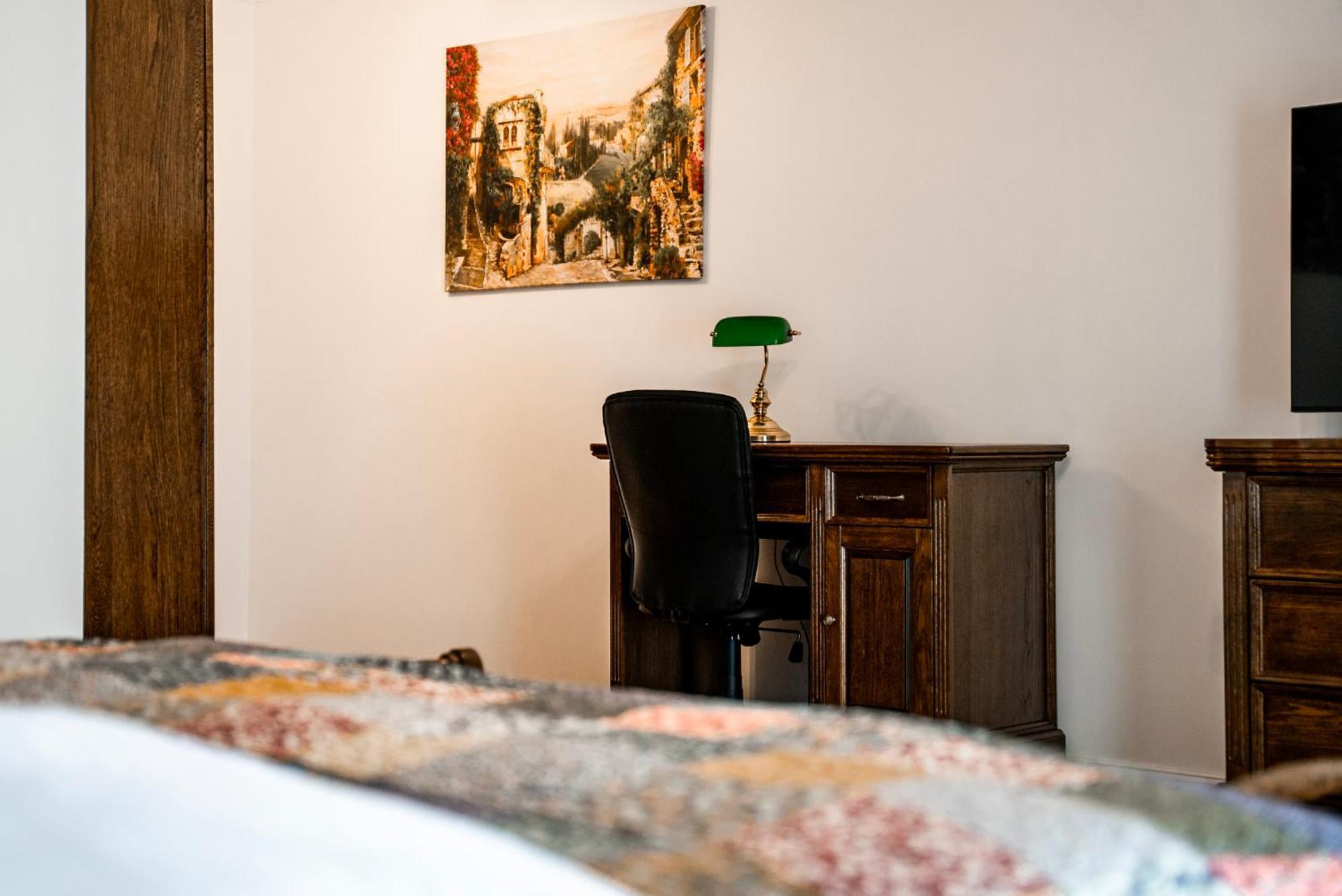 Boutique Marlen Bed & Breakfast Ghimbav Екстериор снимка